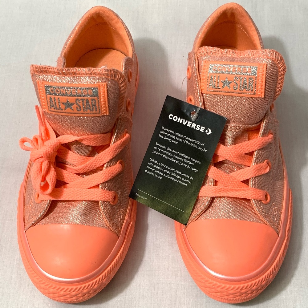 Converse CTAS Madison OX Shoes, Size 2 (Junior)